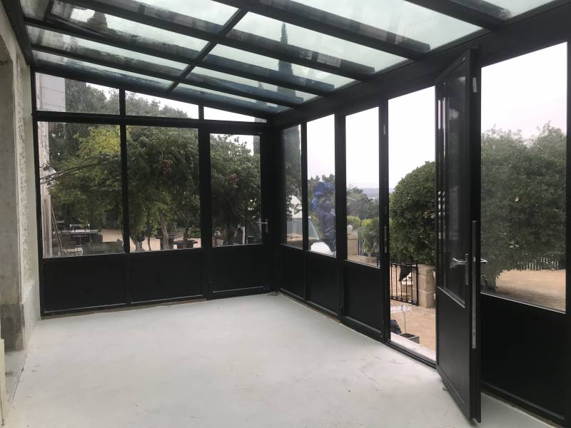 Installation d'une véranda en aluminium haut de gamme dans le 30 (Roquemaure)