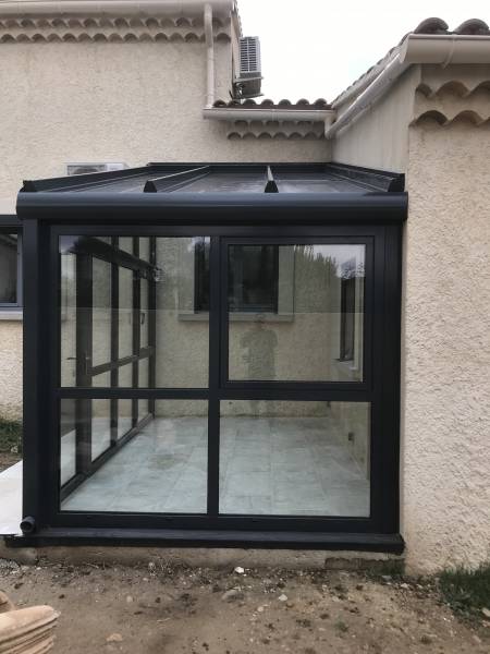 Extension véranda maison ancienne en aluminium dans le Vaucluse près de Sorgues